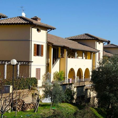 Апартаменты Il Borgo Di San Gervasio Экстерьер фото