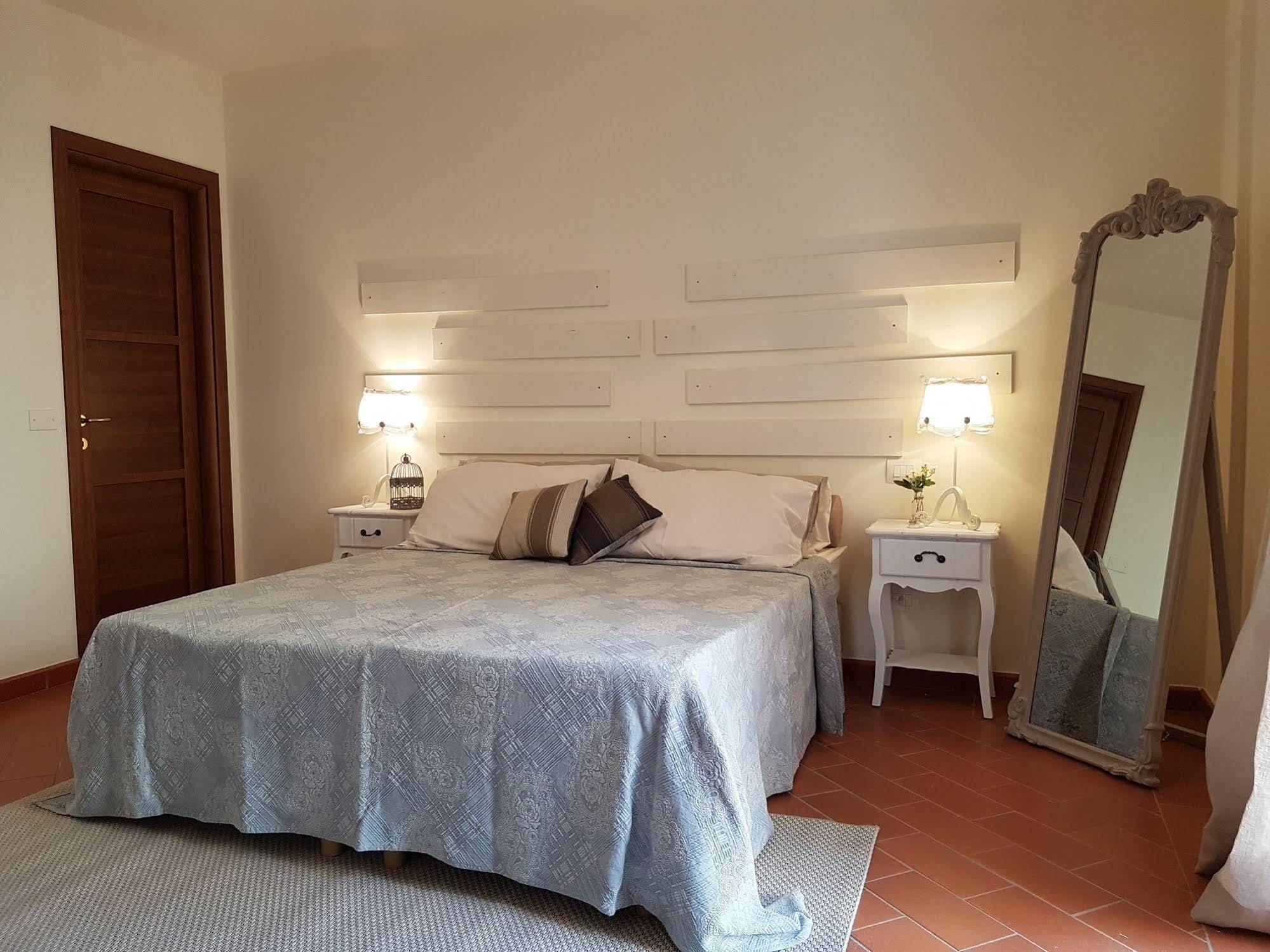 Апартаменты Il Borgo Di San Gervasio Экстерьер фото